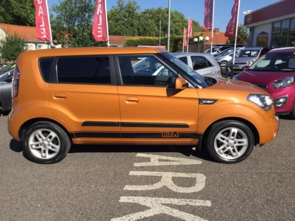 2009 Kia Soul 1.6 CRDi 5dr image 2