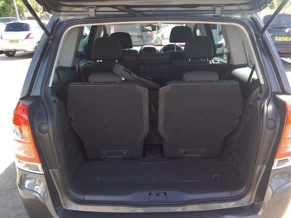 2012 Vauxhall Zafira 1.6i 5dr image 3