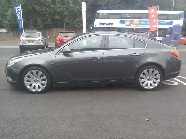 2009 Vauxhall Insignia 2.0 CDTi 5dr image 3