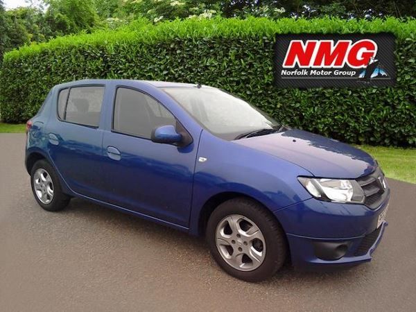 2013 Dacia Sandero 1.5 dCi 5dr image 1