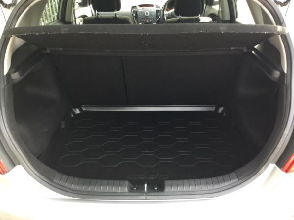 2012 Kia Ceed 1.6 CRDi 5dr image 4