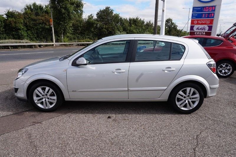 2007 Vauxhall Astra 1.6 SXI 5dr image 2