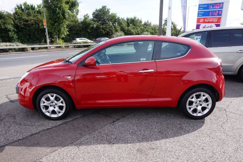 2009 Alfa Romeo Mito 1.4 LUSSO 16V 3dr image 3