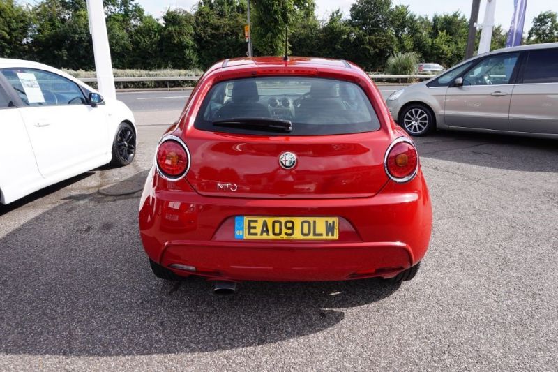 2009 Alfa Romeo Mito 1.4 LUSSO 16V 3dr image 4
