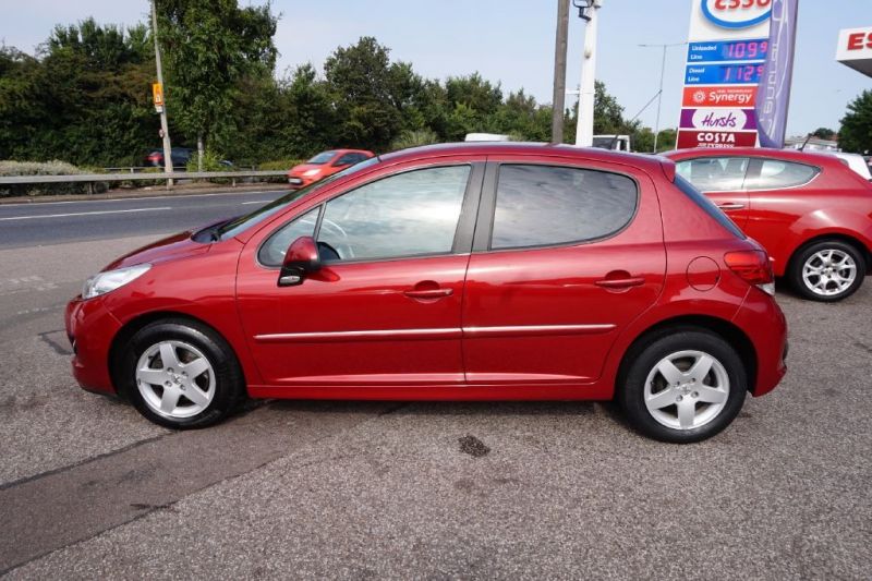 2010 Peugeot 207 1.4 Sport 5dr image 3