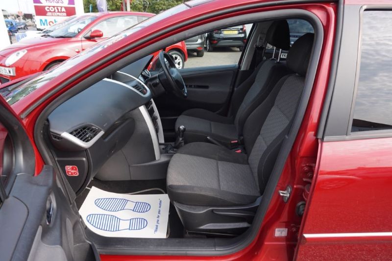 2010 Peugeot 207 1.4 Sport 5dr image 8