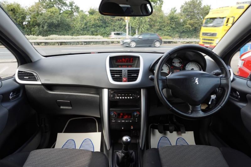 2010 Peugeot 207 1.4 Sport 5dr image 9