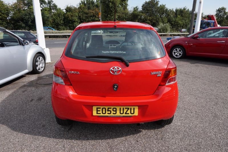 2009 Toyota Yaris 1.3 TR VVT-I 5dr image 5
