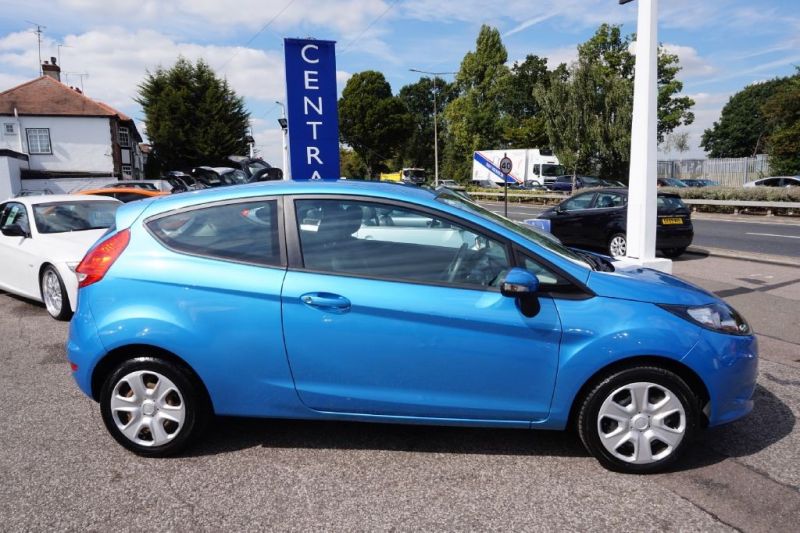 2010 Ford Fiesta 1.25 Edge 3dr image 4