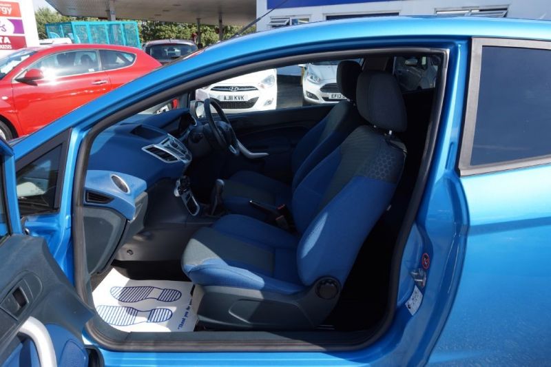 2009 Ford Fiesta 1.6 Zetec 3dr image 8
