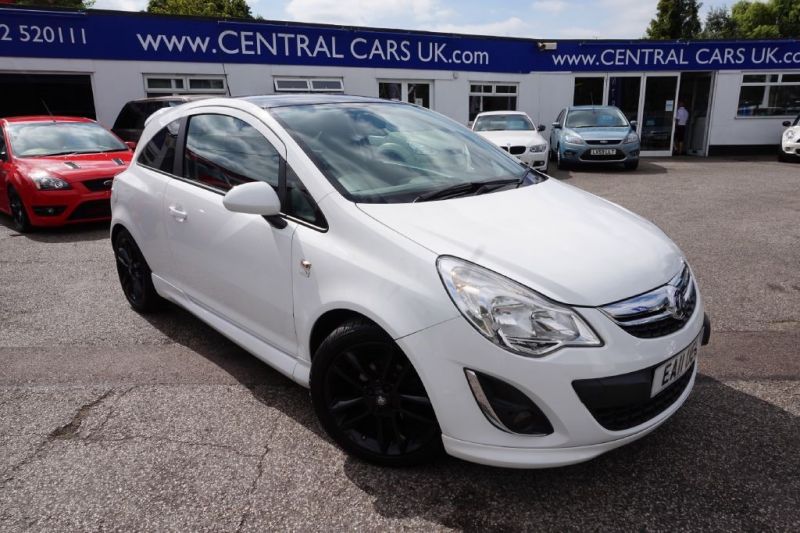2011 Vauxhall Corsa 1.2 3dr image 1