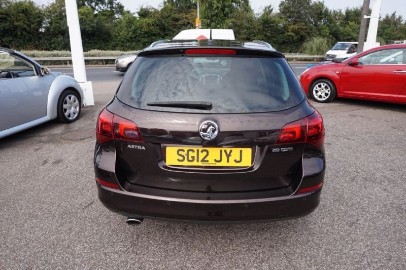 2012 Vauxhall Astra 1.6 SRI CDTI 5dr image 4