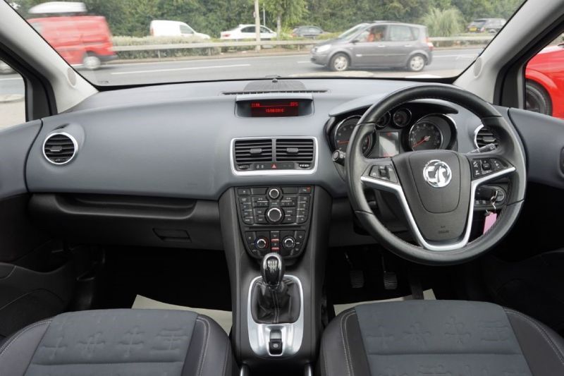 2013 Vauxhall Meriva 1.4 SE 5dr image 9