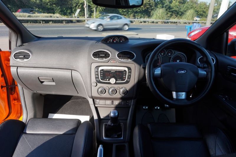 2007 Ford Focus 2.5 St 3dr image 9