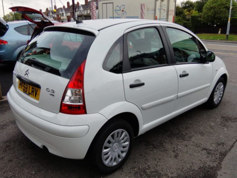 2010 Citroen C3 1.1 First image 6