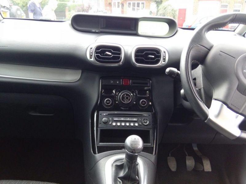 2010 Citroen C3 Picasso 1.6 VTi Exclusive image 9