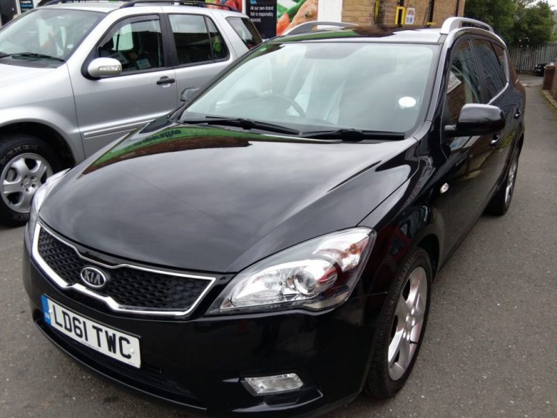 2012 Kia Ceed 3 CRDi image 2