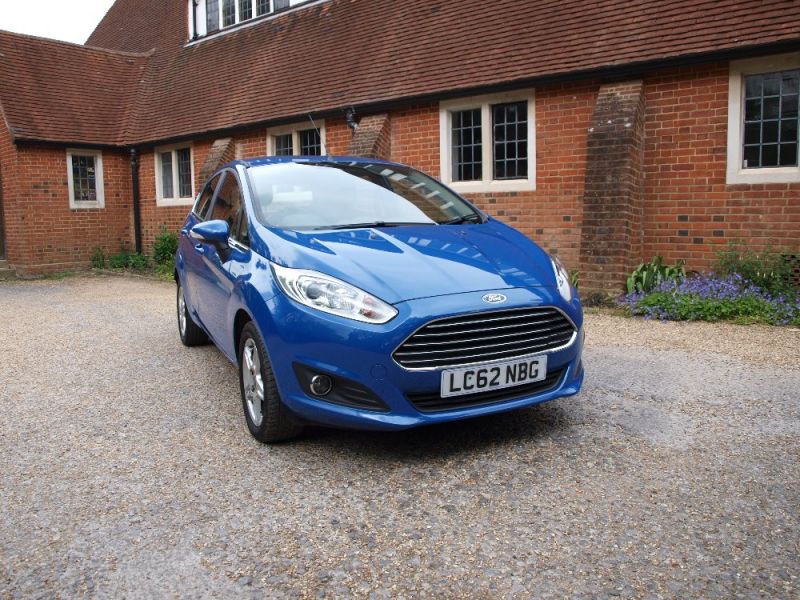2013 Ford Fiesta 1.6 Zetec 5dr image 2