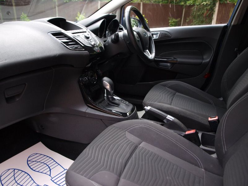2013 Ford Fiesta 1.6 Zetec 5dr image 7