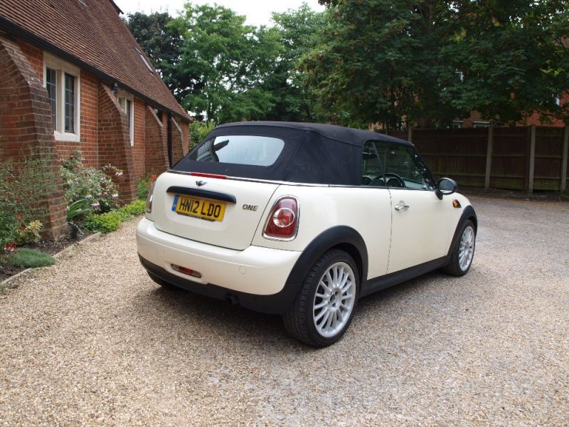 2012 Mini Convertible One 1.6 image 4