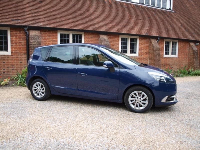2012 Renault Scenic Tomtom 1.6 Dci S-S image 1