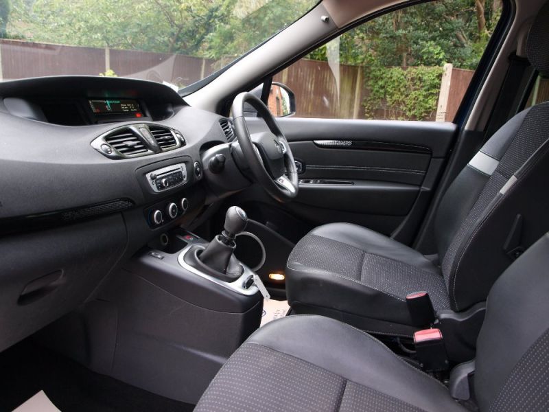 2012 Renault Scenic Tomtom 1.6 Dci S-S image 7