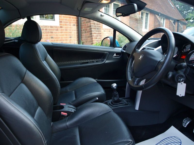 2008 Peugeot 207 GT Coupe image 6