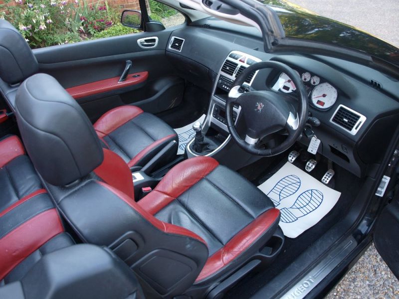 2008 Peugeot 307 Allure Coupe image 6