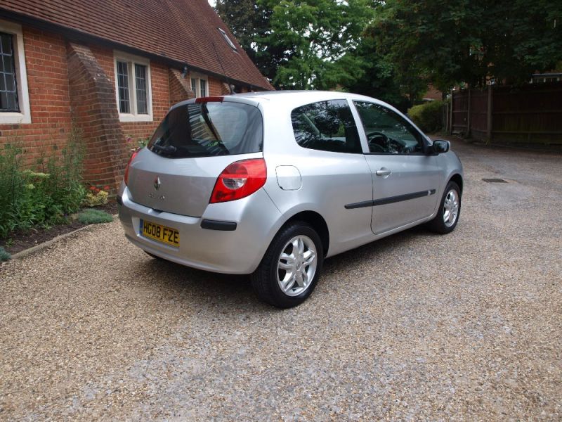 2008 Renault Clio 1.2 Expression 16V image 4