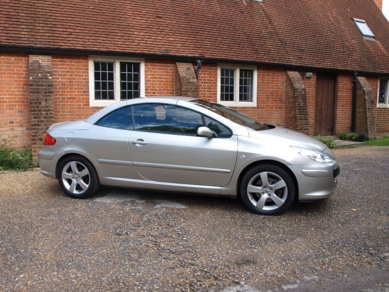 2008 Peugeot 307 Sport HDI image 4