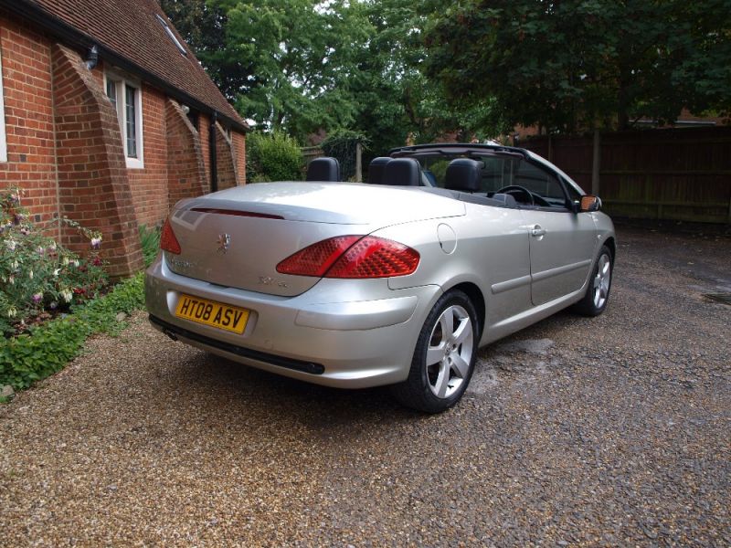 2008 Peugeot 307 Sport HDI image 5
