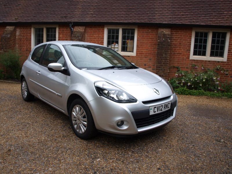 2012 Renault Clio 1.2 image 2