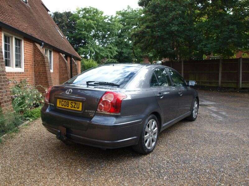 2008 Toyota Avensis TR D-4D 2.0 image 4