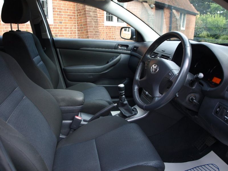 2008 Toyota Avensis TR D-4D 2.0 image 6