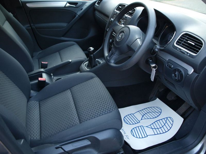 2009 Volkswagen Golf 1.4 S 5dr image 6