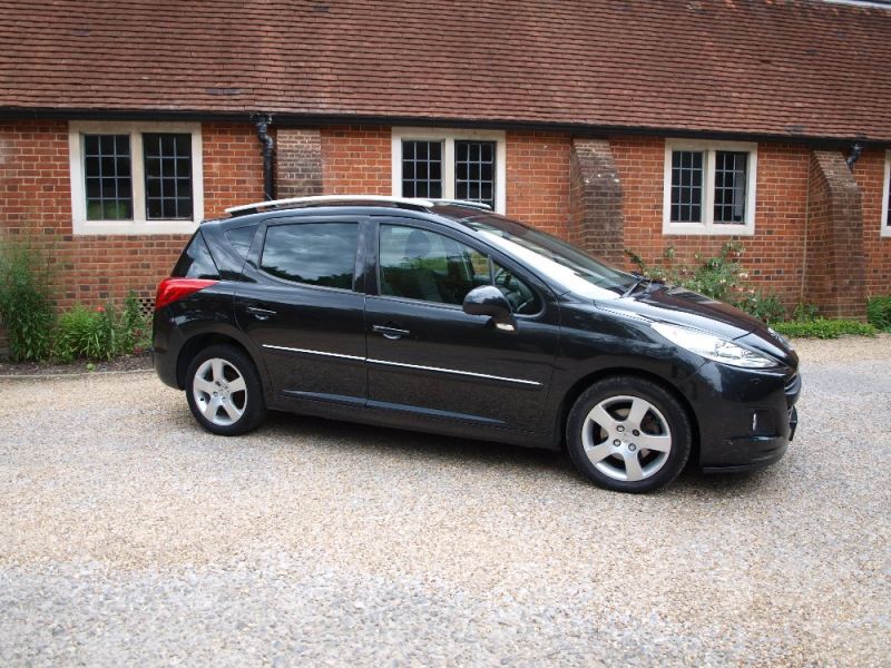 2010 Peugeot 207 HDI 1.6 SW Sport image 1
