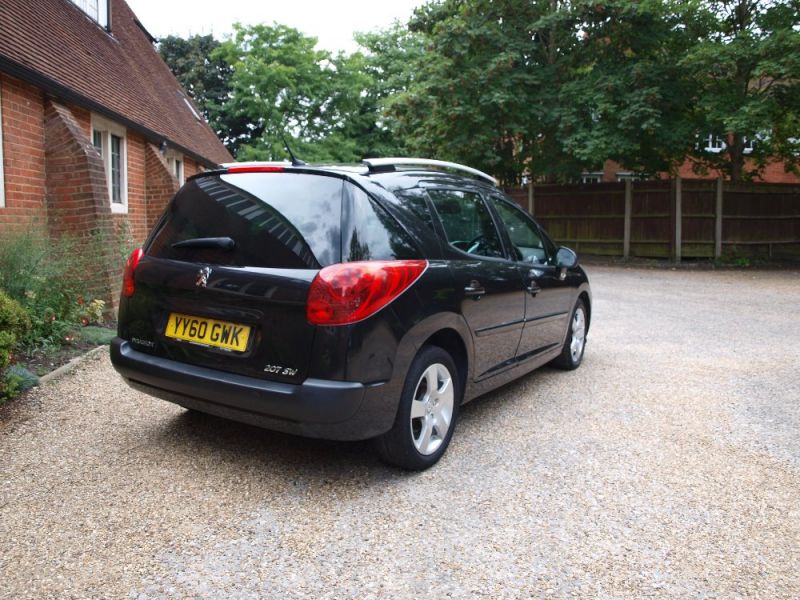 2010 Peugeot 207 HDI 1.6 SW Sport image 4