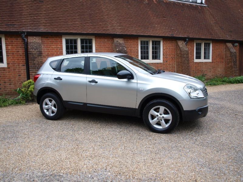2008 Nissan Qashqai Visia 2.0 DCI 5dr image 1