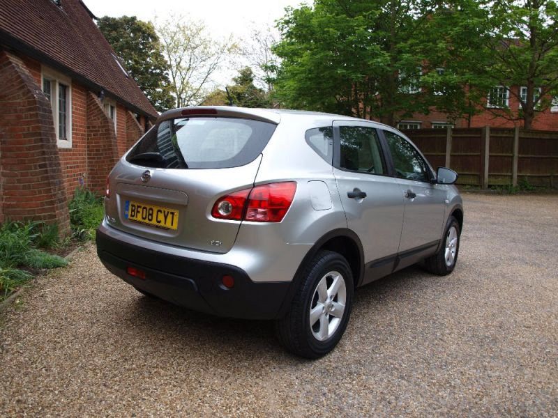 2008 Nissan Qashqai Visia 2.0 DCI 5dr image 4