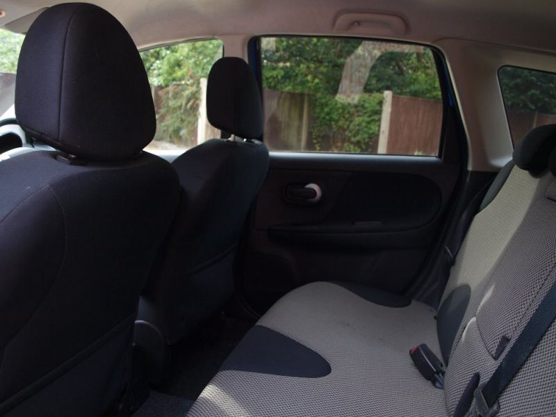 2011 Nissan Note N-TEC 1.6 image 7