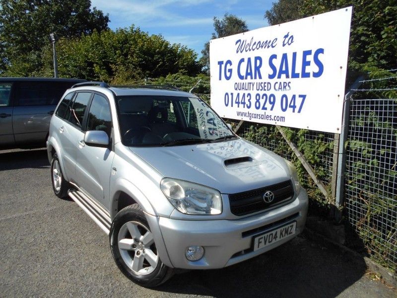 2004 Toyota RAV4 XT3 D-4D 2.0 image 1
