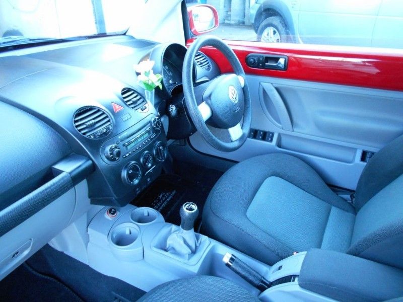 2004 VW Beetle 1.6 8V image 6