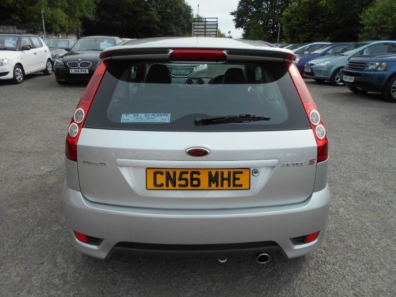 2007 Ford Fiesta 1.6 Zetec S image 4