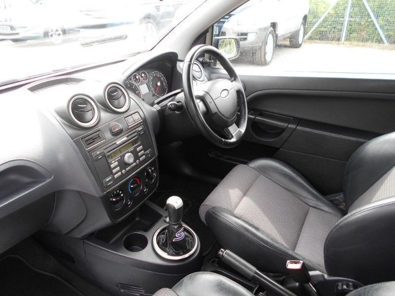 2007 Ford Fiesta 1.6 Zetec S image 7