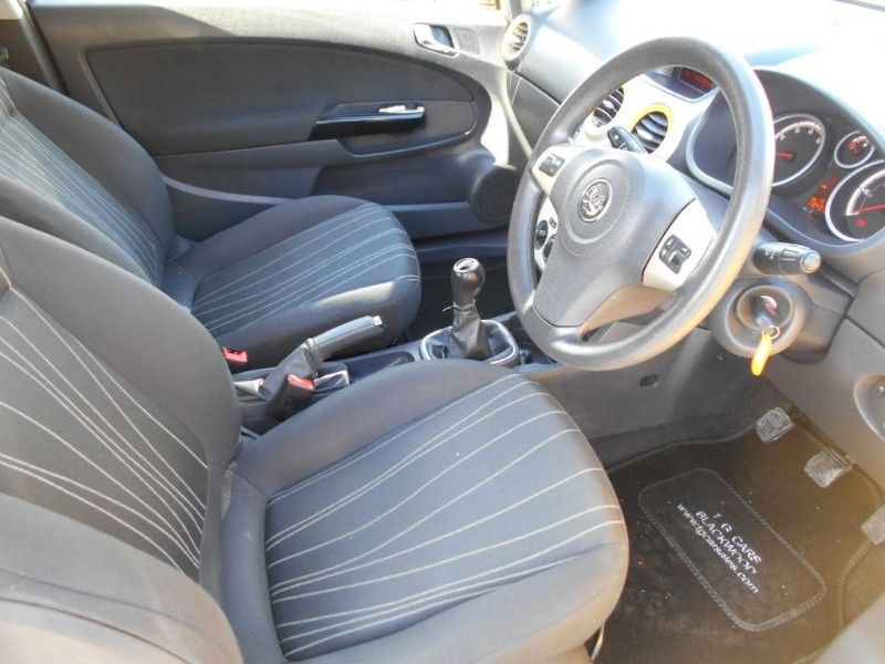 2008 Vauxhall Corsa 1.2 Club 16V image 6