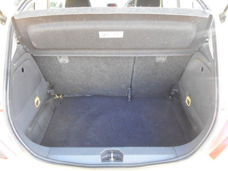 2008 Vauxhall Corsa 1.2 Club 16V image 9