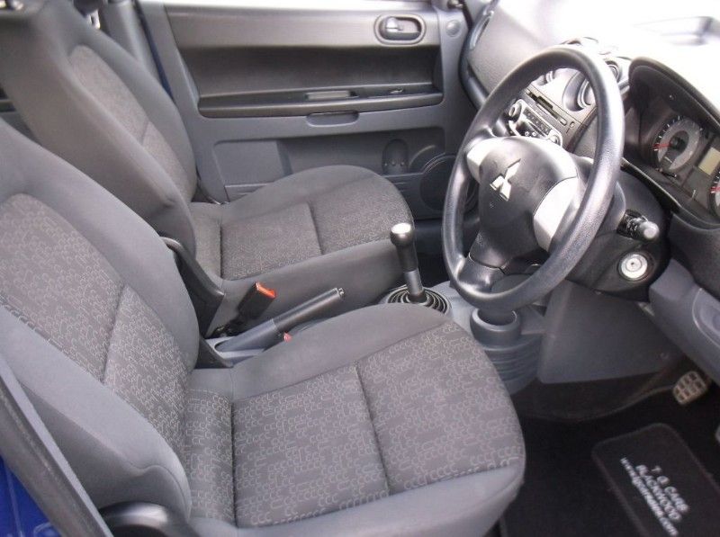 2009 Mitsubishi Colt 1.1 CZ1 image 6