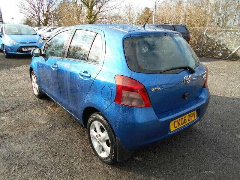 2006 Toyota Yaris 1.3 T Spirit VVT-I image 3