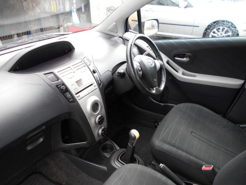 2006 Toyota Yaris 1.3 T Spirit VVT-I image 7