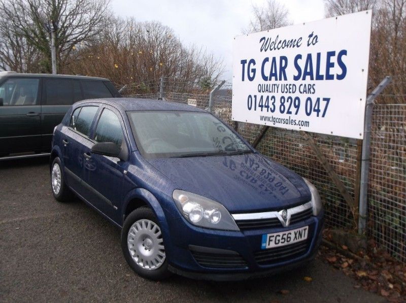 2006 Vauxhall Astra 1.6 Life 16V image 1